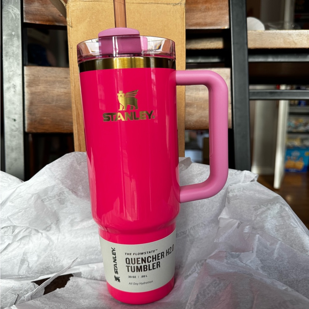 30 ounce pink parade, Stanley